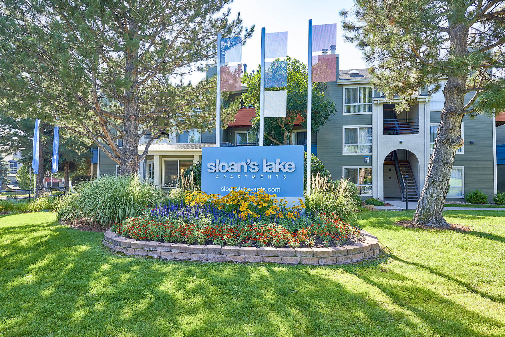 Sloan's Lake Apartments Apartments in Lakewood, CO
